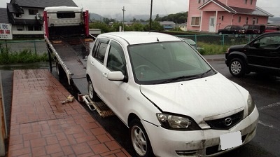 廃車買取り 事故車 放置車 マツダ デミオ