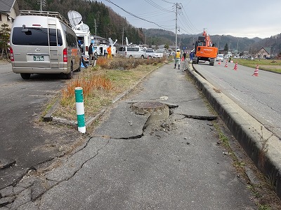 「長野県北部地震、新聞報道に驚いて現地を見に行く」6