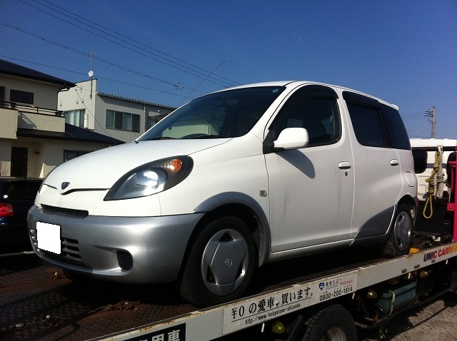 廃車買取り トヨタ ファンカーゴ