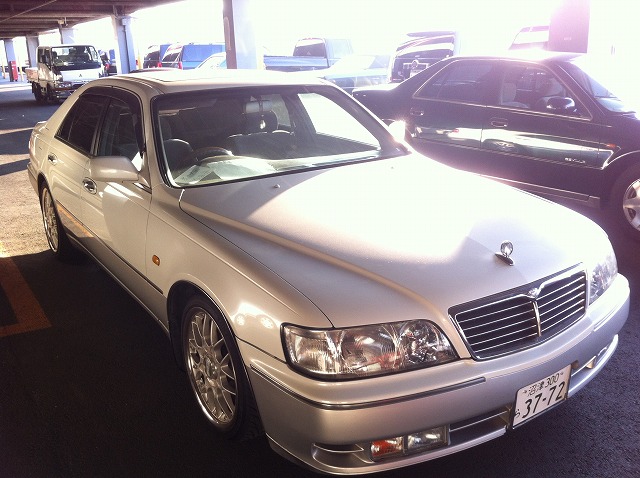 中古車販売 日産 シーマ FGY33