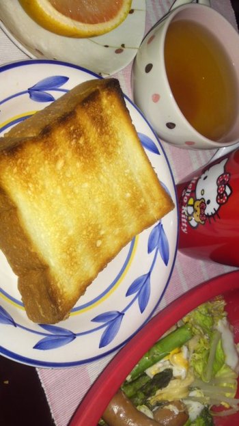 おはよぉございまぁす