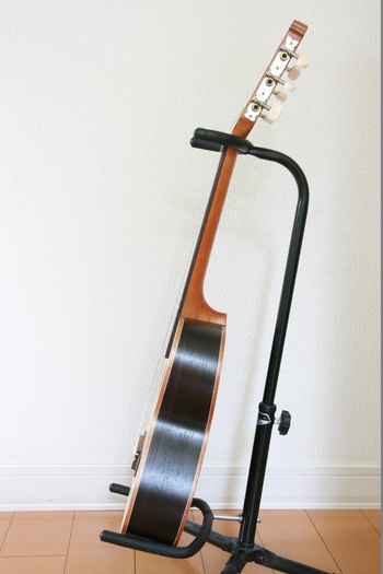アリア製よなおしギター『AGU-4704』～メーカーによるオリジナルギター