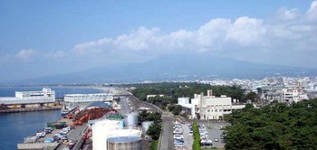沼津大型水門「びゅうお」
