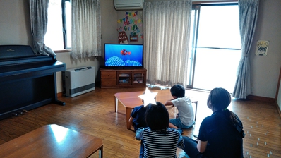 でんでんむしむしかたつむり♪ でんでんむしむしかたつむり♪