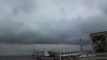台風の雲?
