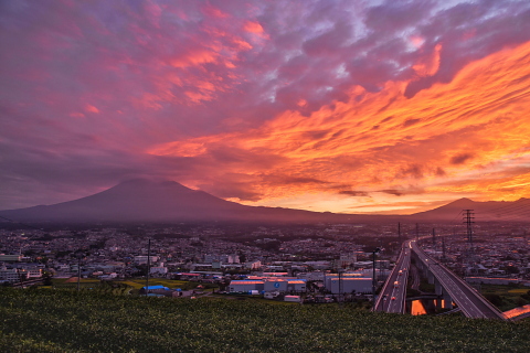 久々の富士山と見応えある朝焼け! 久々の富士山と見応えある朝焼け!