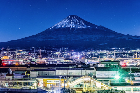 鈴川からの月夜の富士