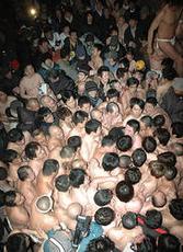 <蘇民祭>岩手の奇祭、今年は静かに熱く