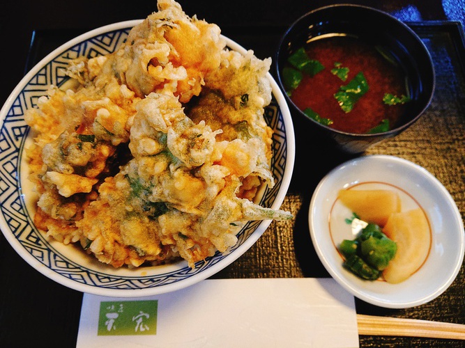牡蠣の大葉揚げ丼~浜名湖の旬の味~/味匠 天宏@磐田市 牡蠣の大葉揚げ丼~浜名湖の旬の味~/味匠 天宏@磐田市