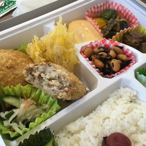 小谷あゆみさん ふじのくに美しく品格のある邑めぐり日記 秋〜なずな工房の地産地消弁当!/ほっと龍山@浜松市天竜区龍山〜☆ 小谷あゆみさん ふじのくに美しく品格のある邑めぐり日記 秋〜なずな工房の地産地消弁当!/ほっと龍山@浜松市天竜区龍山〜☆
