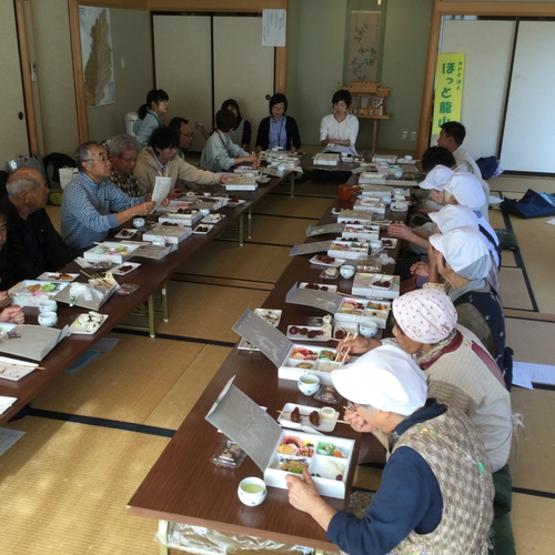 小谷あゆみさん ふじのくに美しく品格のある邑めぐり日記 秋〜なずな工房の地産地消弁当!/ほっと龍山@浜松市天竜区龍山〜☆ 小谷あゆみさん ふじのくに美しく品格のある邑めぐり日記 秋〜なずな工房の地産地消弁当!/ほっと龍山@浜松市天竜区龍山〜☆
