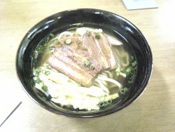 三枚肉そば なーざとや