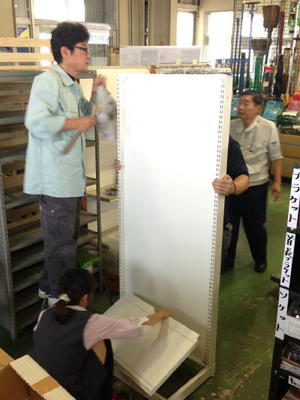 店内片付け! 店内片付け!