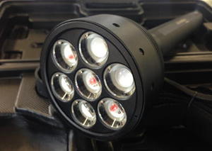 パワーLEDライト 7灯MAX1600ルーメン パワーLEDライト 7灯MAX1600ルーメン