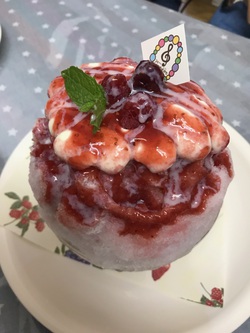 今年も好調、カンタービレのかき氷 今年も好調、カンタービレのかき氷