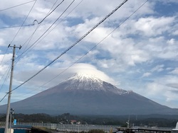 秋は富士山が良く見えます 秋は富士山が良く見えます