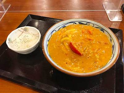 丸亀製麺 トマたまカレーうどん 丸亀製麺 トマたまカレーうどん