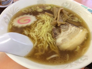 ランチタイム〜!!ラーメン