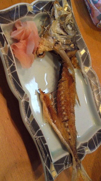 ランチの鯵の骨