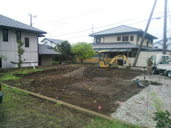 基礎工事に着手しました 基礎工事に着手しました