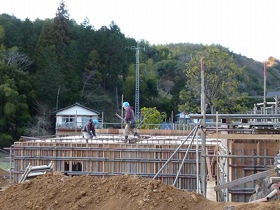 S様邸 基礎工事 型枠施工中