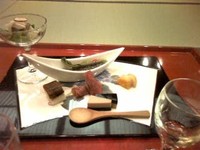 料理も酒もサイコー・・・