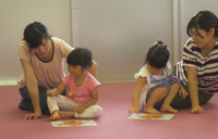 ♪AIKO先生のリトミック♫+✿お誕生日会✿ ♪AIKO先生のリトミック♫+✿お誕生日会✿