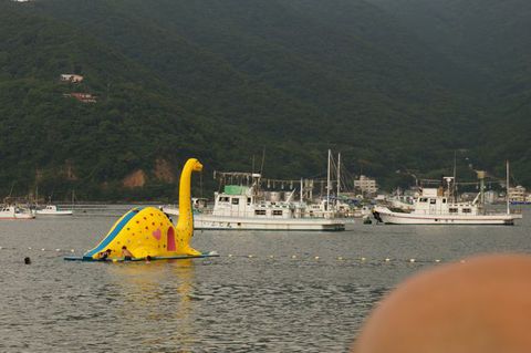 台風なのに戸田の御浜海水浴場