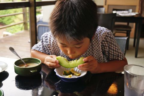 朝ごはんとマジックと三線と、そして。