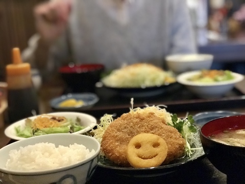 何足のわらじ? 何足のわらじ?
