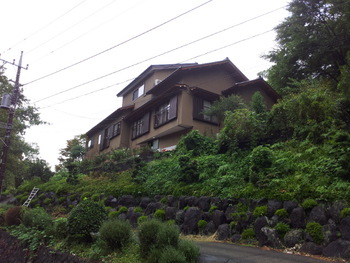 韮山一句石K邸完成した