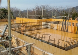 下田市爪木崎S邸の躯体工事進む