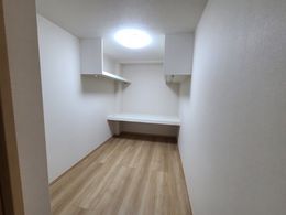 三島市大社町天理教君澤支部2階内装