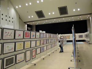 冨岳会芸術 1000人展開催中! 冨岳会芸術 1000人展開催中!