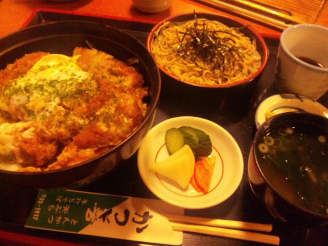 ランチ前に紹介、西伊豆 グルメ「かつ善」さんカツ丼そばセット