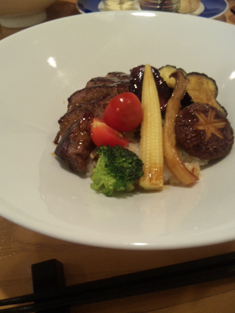 「おんふらんす」さんでランチ☆ステーキ丼フォアグラ添え~☆