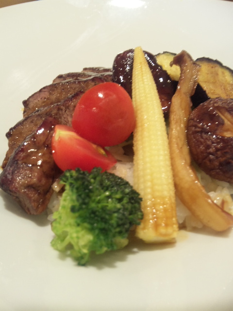 「おんふらんす」さんでランチ☆ステーキ丼フォアグラ添え~☆