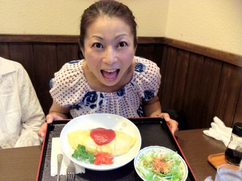 つかもと食堂へ
