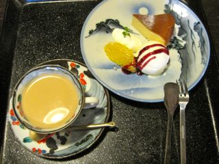 焼津の正装「魚河岸シャツ」ならぬ・・・