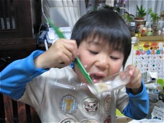 ほっぺにお弁当つけて。。。