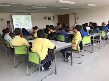 『社内セミナー実施中!』 『社内セミナー実施中!』