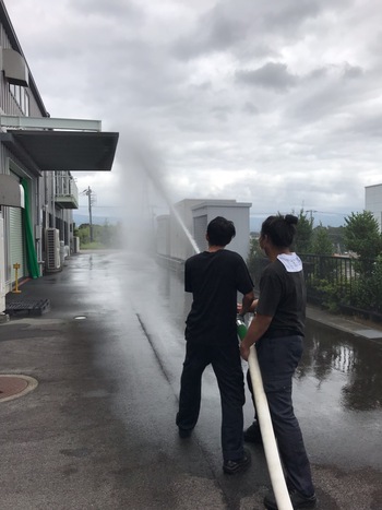 『防災訓練』を行いました 『防災訓練』を行いました