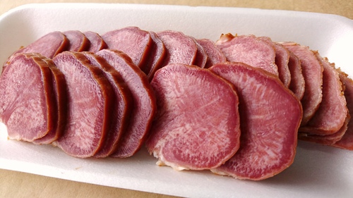 御殿場　精肉店　肉屋　おいしい　美味しい　柔らかい　人気　安い　豚肉　加工品　豚舌　トンタン　豚タン　スモーク