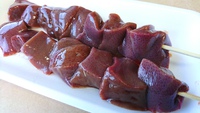 豚レバー串　（国産で新鮮だから臭みも無くて、柔らかくて食べやすいんです）