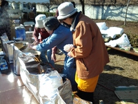 三島市:芙蓉台坂下公園で、どんどん焼きを開催しました。