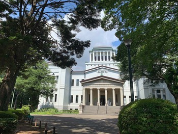 バティック作品展 in 大倉山記念館ギャラリー バティック作品展 in 大倉山記念館ギャラリー