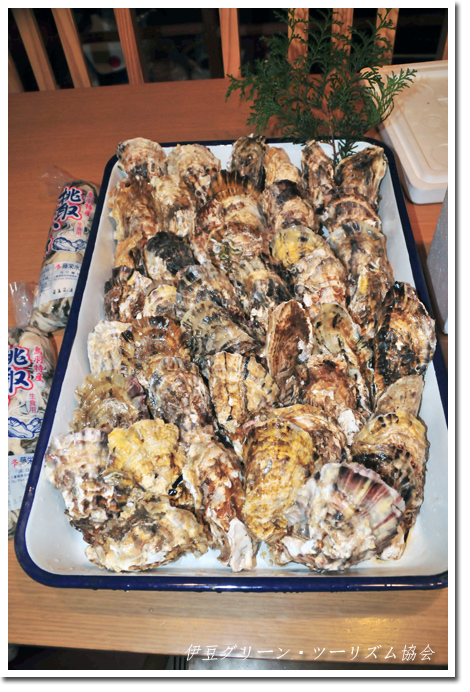 生牡蠣食べ放題!答志島から旬の味届きました