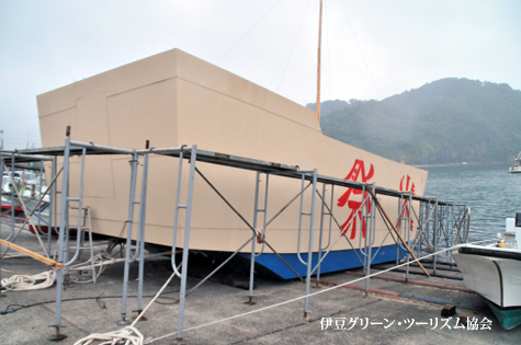 燃える前の海賊船