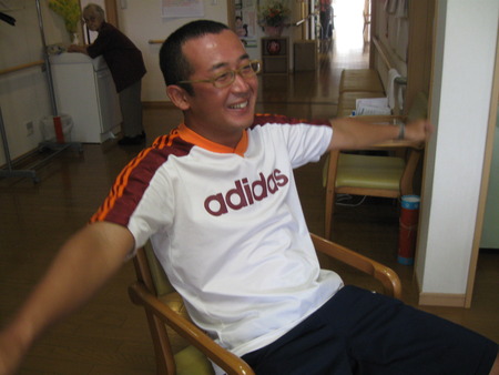 今日の午前中は中学生ボランティアさんが来訪。楽しみました