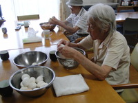 昼食メニューのお手伝い